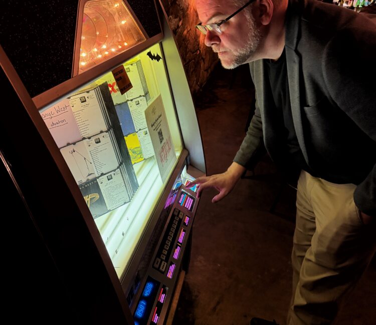 Jason Santo at a jukebox in Austin, Texas